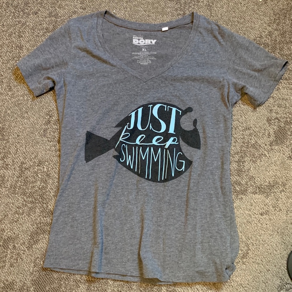Disney Dory v-neck